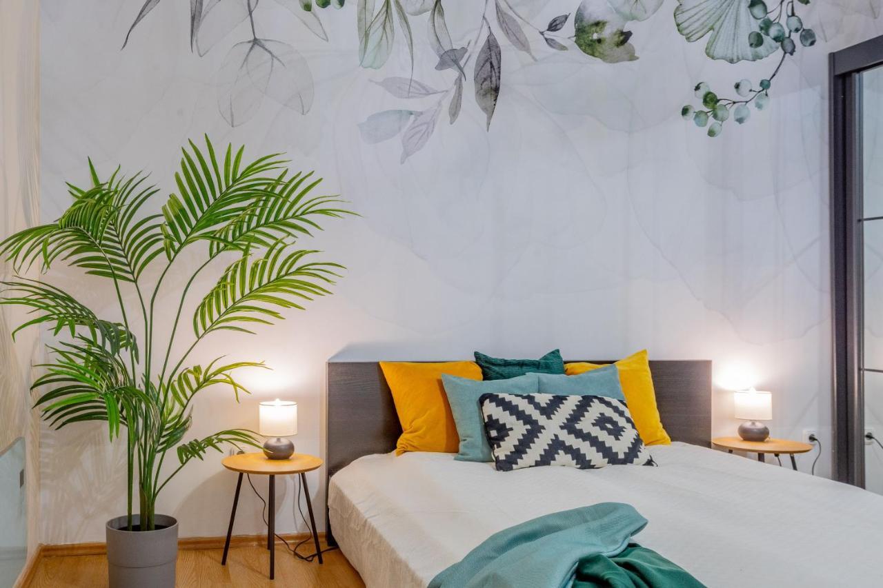 Luxurious Cozy 1br Apt - 2min Walk To Gozsduyard! Apartmán Budapešť